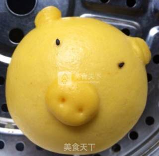 Golden Pig Steamed Buns recipe