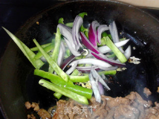#御寒美食# Fried Instant Noodles with Beef recipe
