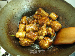 [cantonese Cuisine] The Most Photographed Fruit in The Dish [pineapple Ribs Boat] recipe