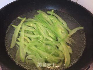 Stir-fried Bitter Gourd with Salted Egg White recipe