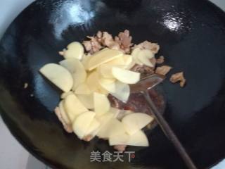 #下饭菜#potato Slices Fried Hazel Mushrooms recipe