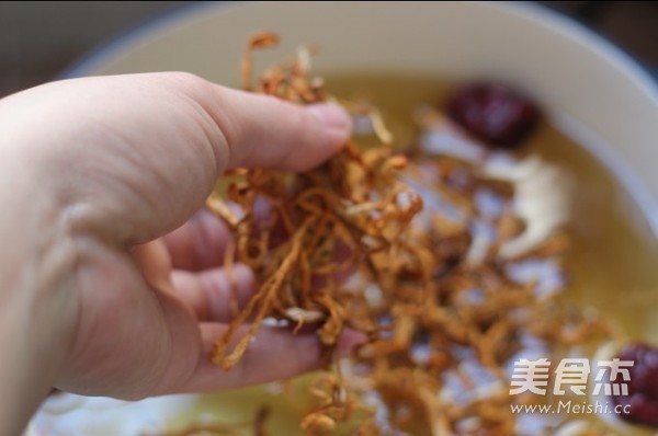 Pork Ribs and Cordyceps Flower Soup recipe