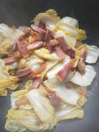 Stir-fried Cabbage with Ham recipe