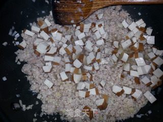 The Transformation of Pork Belly--the Fragrant Noodles and Fried Sauce recipe