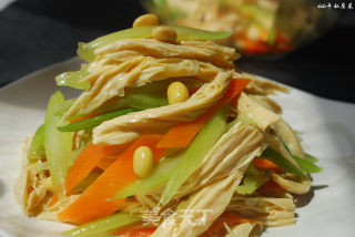 Healthy Brain, Calming Heat and Dampness, The Original Cold Food-cold Celery and Yuba recipe