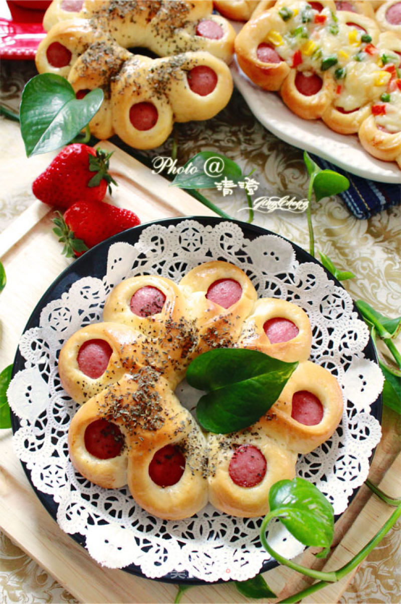 Hot Dog Flower Shaped Bread recipe