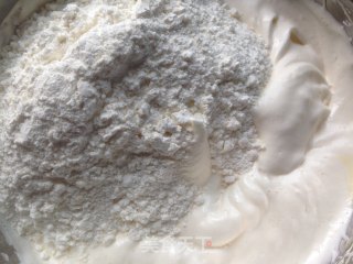 Super Soft and Delicate Sponge Cupcakes recipe