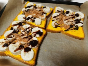 Vegan Baked Toast with Banana Peanut Butter recipe