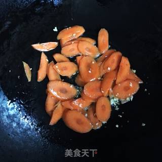 Stir-fried Carrots with Broccoli recipe
