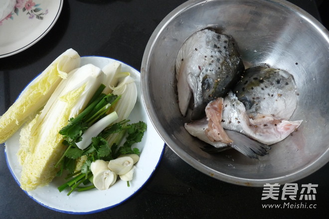 Baby Vegetable Baked Salmon Head recipe