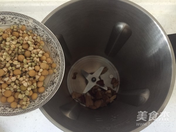 Soy Milk with Buckwheat and Red Dates recipe