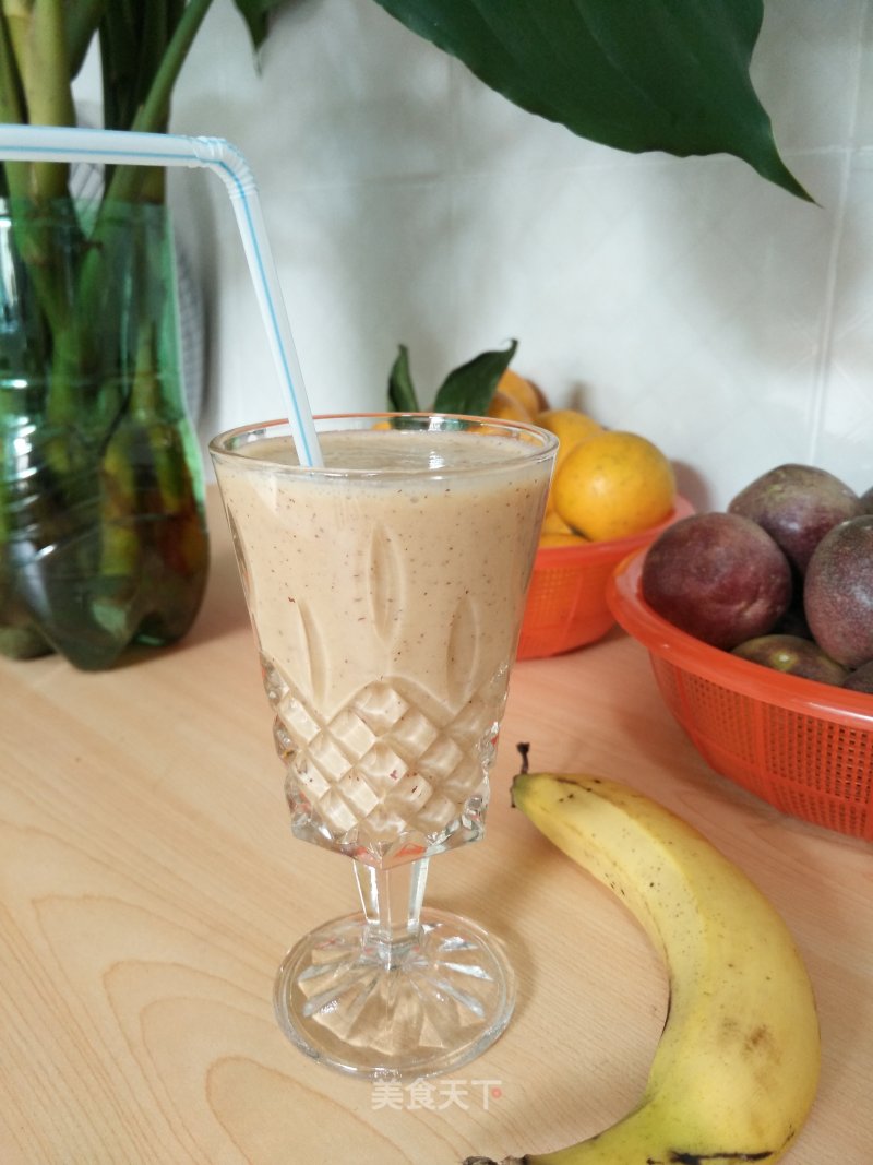 Red Date Banana Milkshake recipe