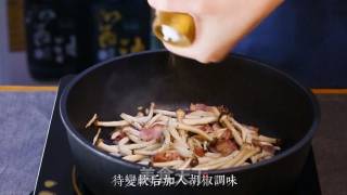 Pasta with Japanese Style Mushroom recipe