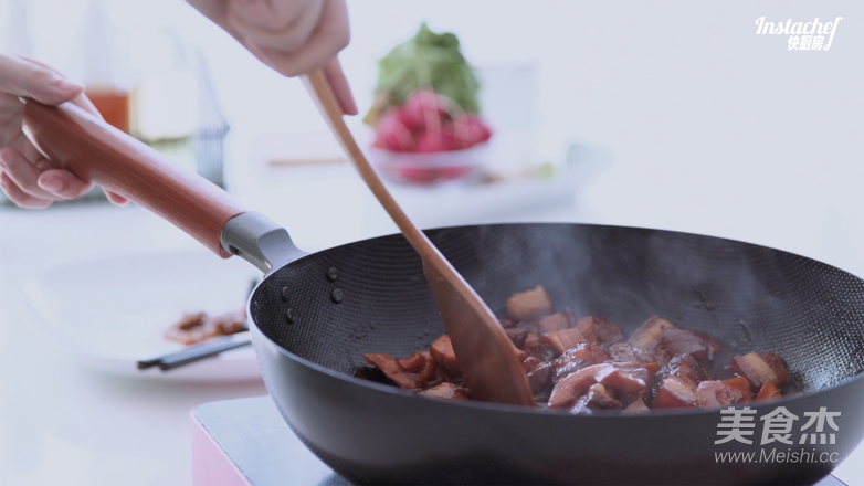 Braised Pork with Spring Bamboo Shoots recipe