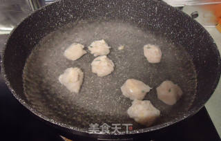 Fish Balls with Reed and Boiled Udon recipe