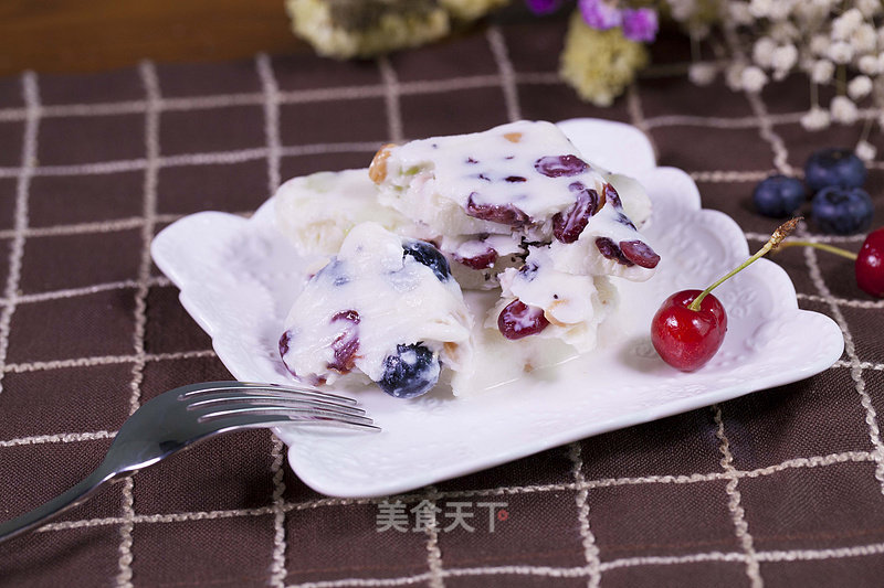 Yogurt Fruit Crisp recipe