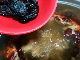 Nourishing Yin and Nourishing Blood Soup recipe