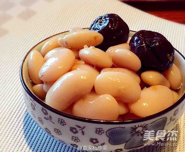 Osmanthus Fragrans and White Kidney Beans recipe