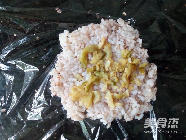 Shredded Mustard Double Rice Balls recipe