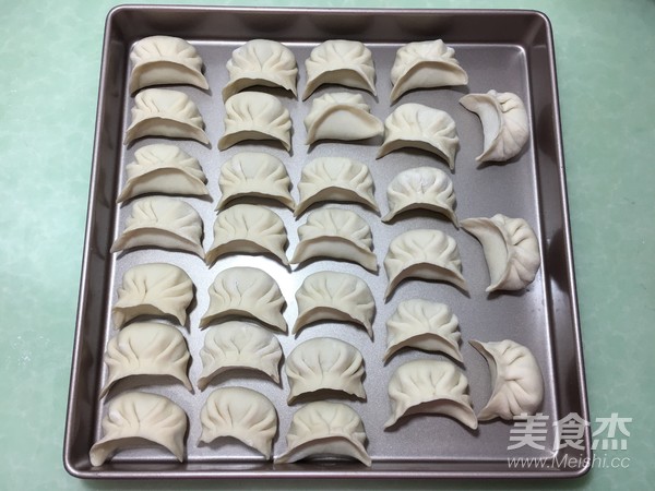 Pork and Leek Stuffed Pot Stickers recipe