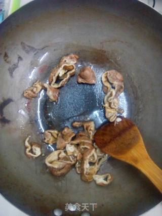 Stir-fried Pork Intestines with Chili recipe