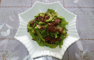 Stir-fried Beef with Bitter Gourd recipe