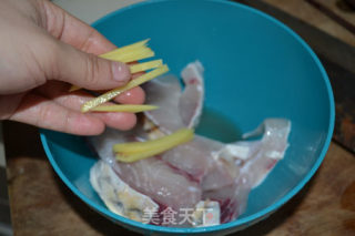 Steamed Fish Belly with Chopped Pepper recipe