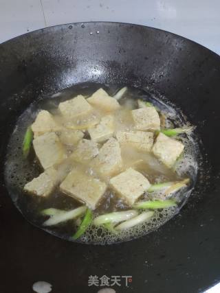 Stewed Frozen Tofu with Chrysanthemum recipe