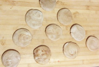 Exquisite Breakfast Protagonist-sesame Sauce Biscuits recipe