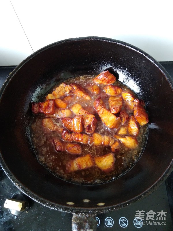 Braised Pork with Beans recipe