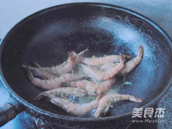 Fried Shrimp with Chopped Pepper recipe