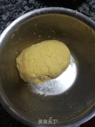 Cooked Egg Yolk Biscuits recipe