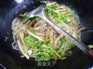 Stir-fried Bee Hoon with Beef Cabbage recipe