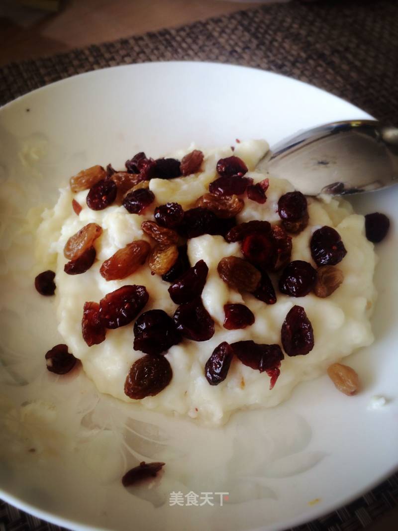 Stir-fried Coconut Milk with Cranberry recipe
