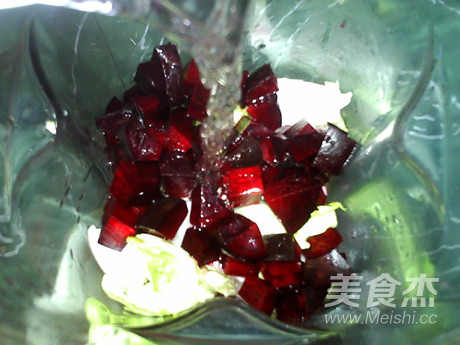 Cabbage Beetroot Pear Drink recipe