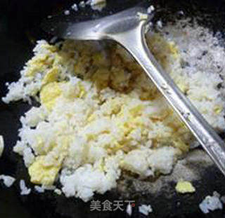 Fried Rice with Egg and Broccoli Rhizome recipe