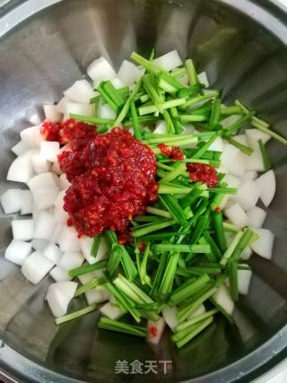 Korean Radish Kimchi (chili Sauce Version) recipe