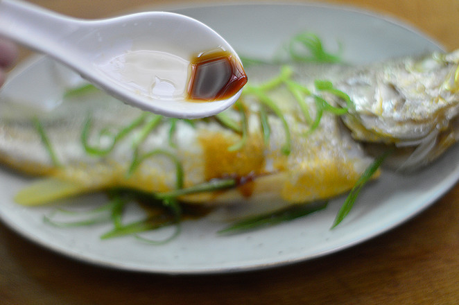 Steamed Yellow Croaker recipe