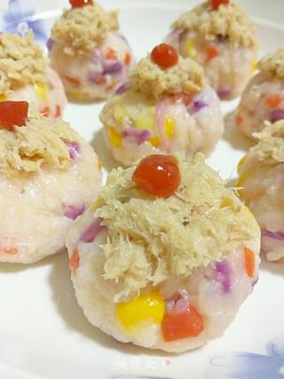 Tuna and Shrimp Colored Rice Balls recipe