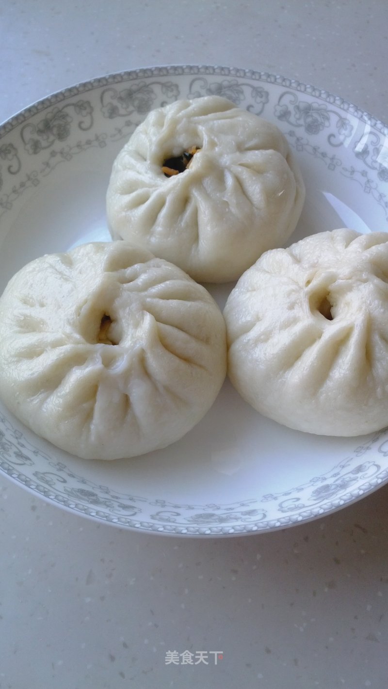 Very Delicious---vegetarian Stuffed Buns recipe