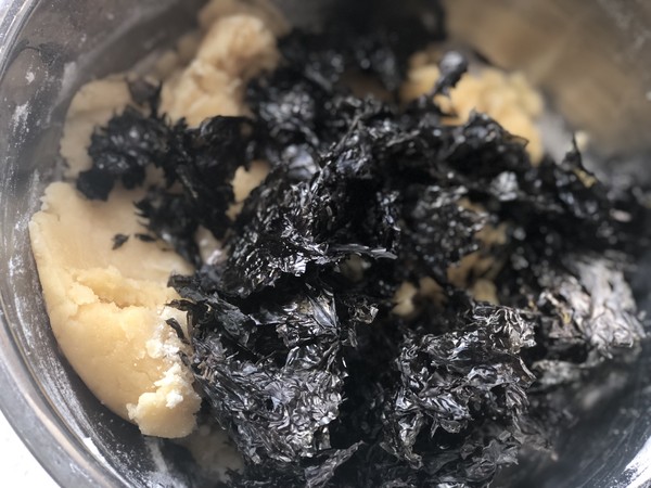 Seaweed Pork Floss Crackers recipe