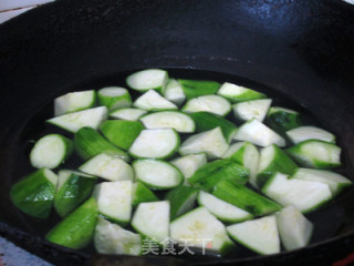 Braised Loofah with Shrimp recipe