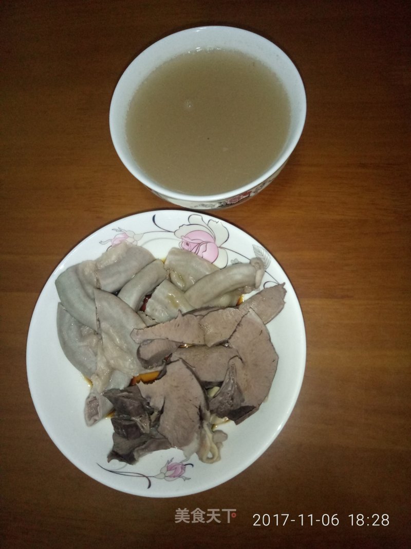 Olive Clay Pork Intestine Soup recipe