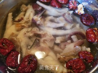 Yam Chicken Feet and Snail Soup recipe