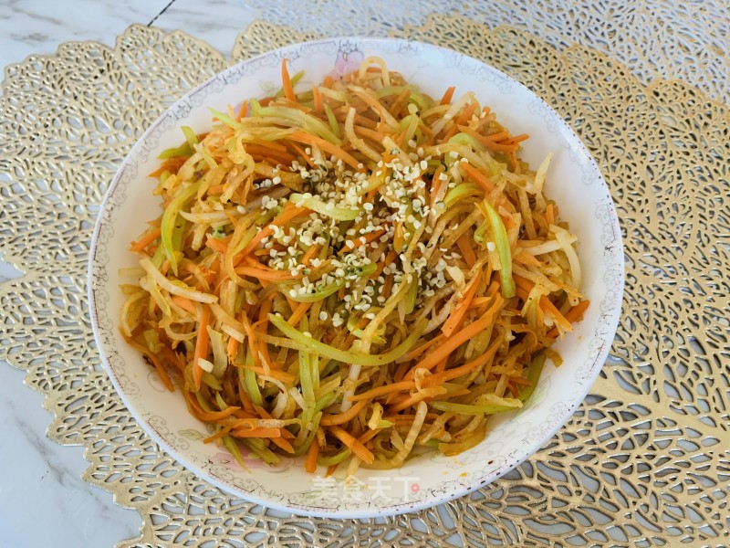 Stir-fried Hemp Seed Three Shreds