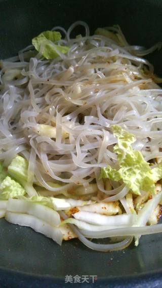 Spicy Stir-fried Cabbage with Sweet Potato Vermicelli recipe