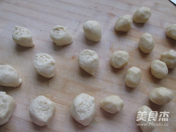 Bean Paste Chrysanthemum Crisp recipe