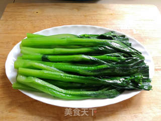 Garlic Choy Sum in Oyster Sauce recipe