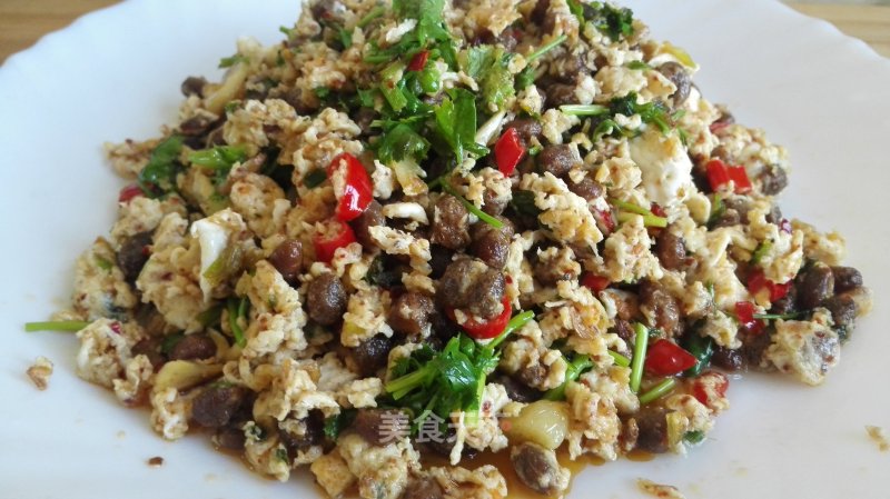 Scrambled Eggs with Salted Beans recipe