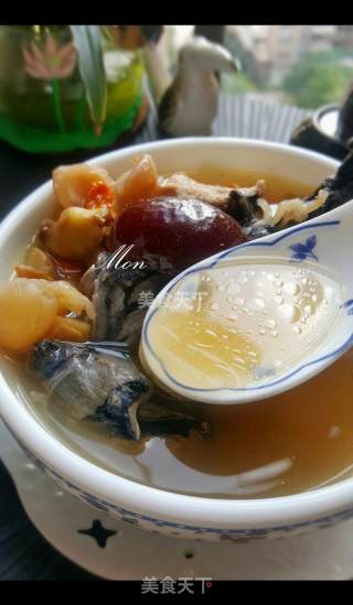 Black-bone Chicken Soup with Radish and Chestnut recipe